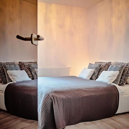 Apartamenty Homely Place Casa Verona - Stary Rynek - Parking Poznań Buitenkant foto