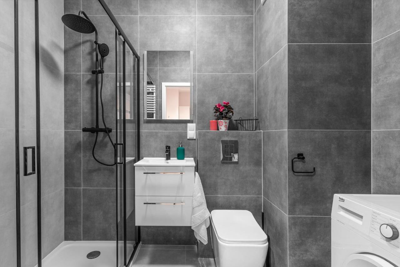 Apartamenty Homely Place Casa Verona - Stary Rynek - Parking Poznań Buitenkant foto
