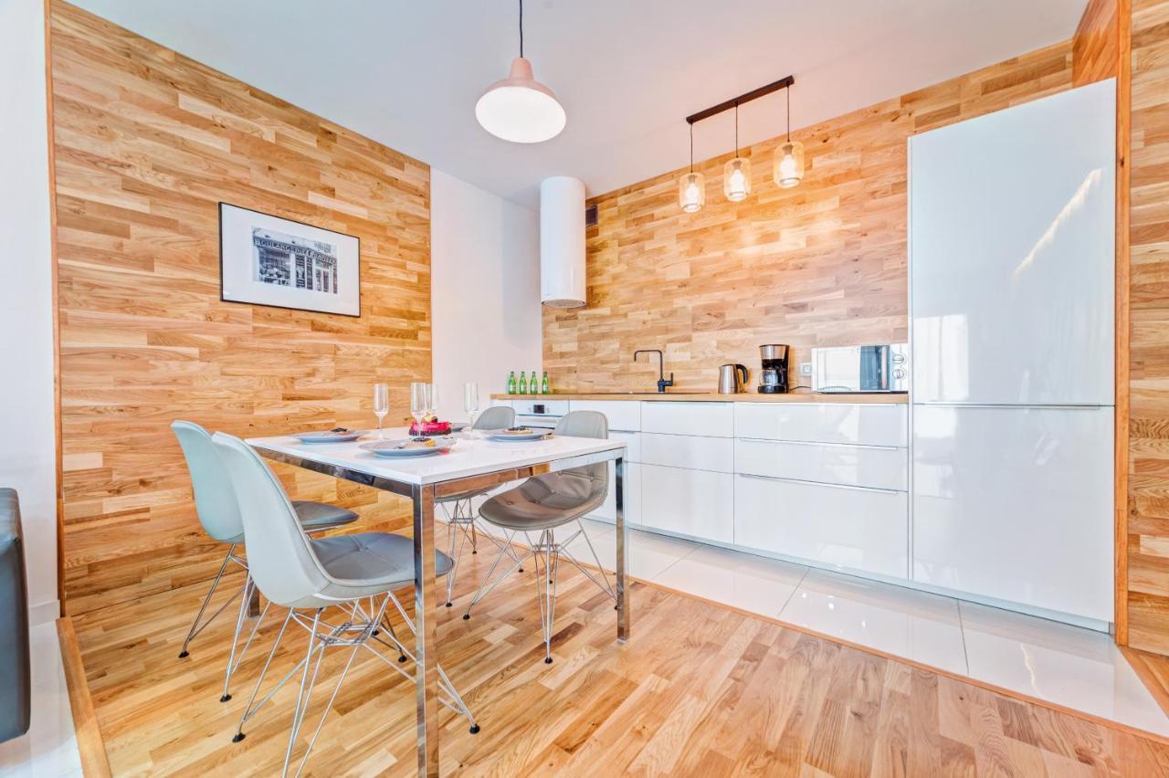 Apartamenty Homely Place Casa Verona - Stary Rynek - Parking Poznań Buitenkant foto