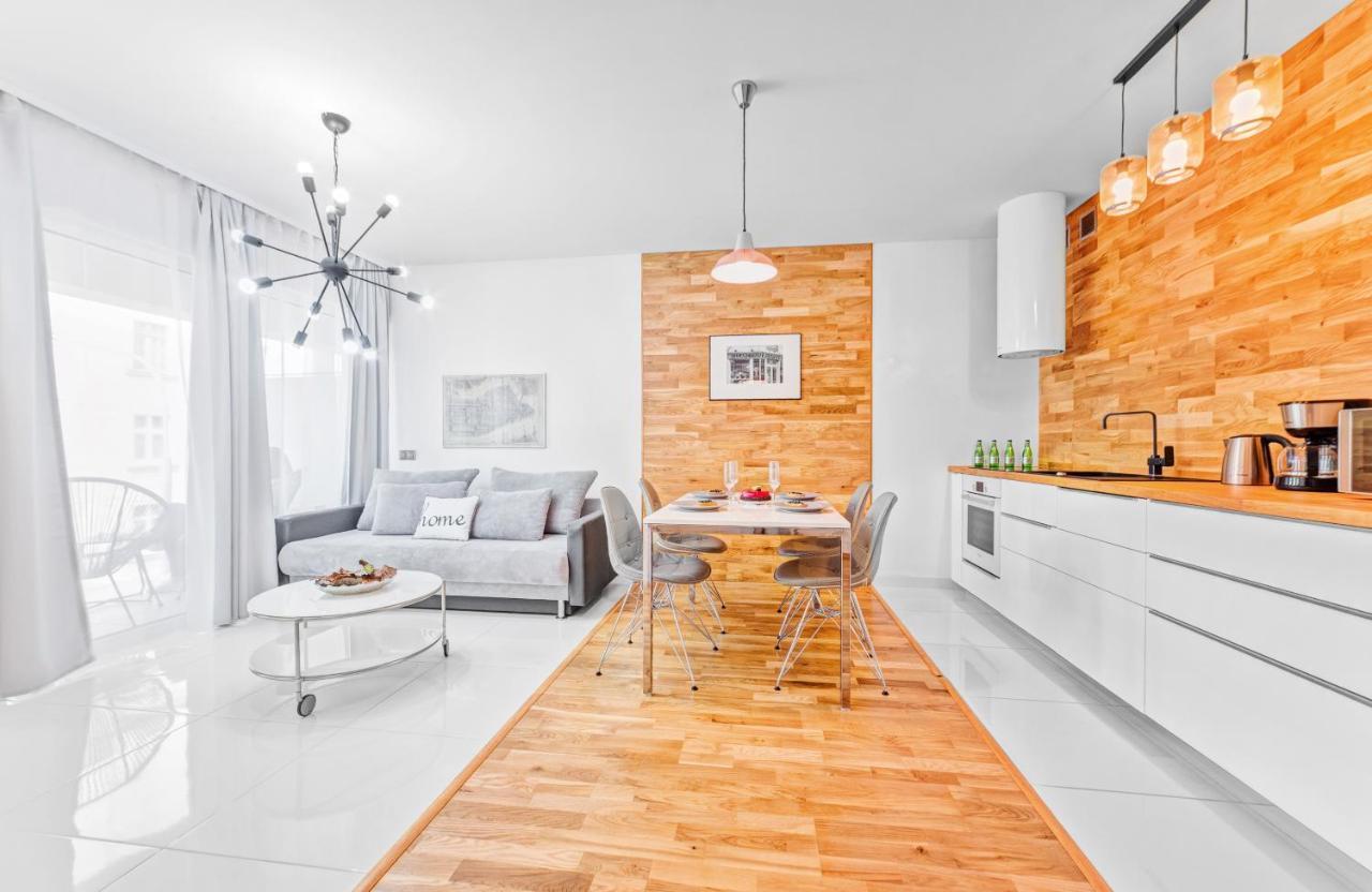 Apartamenty Homely Place Casa Verona - Stary Rynek - Parking Poznań Buitenkant foto
